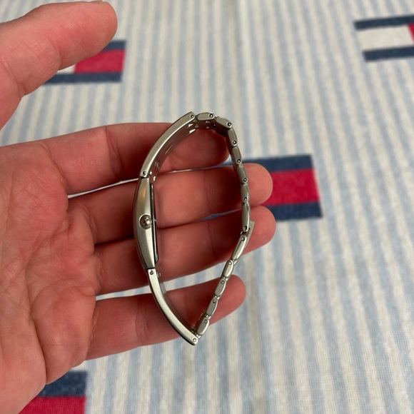 Vintage Gucci Quartz Stainless Steel Clasp strap Women’s Watch - Picture 3 of 7